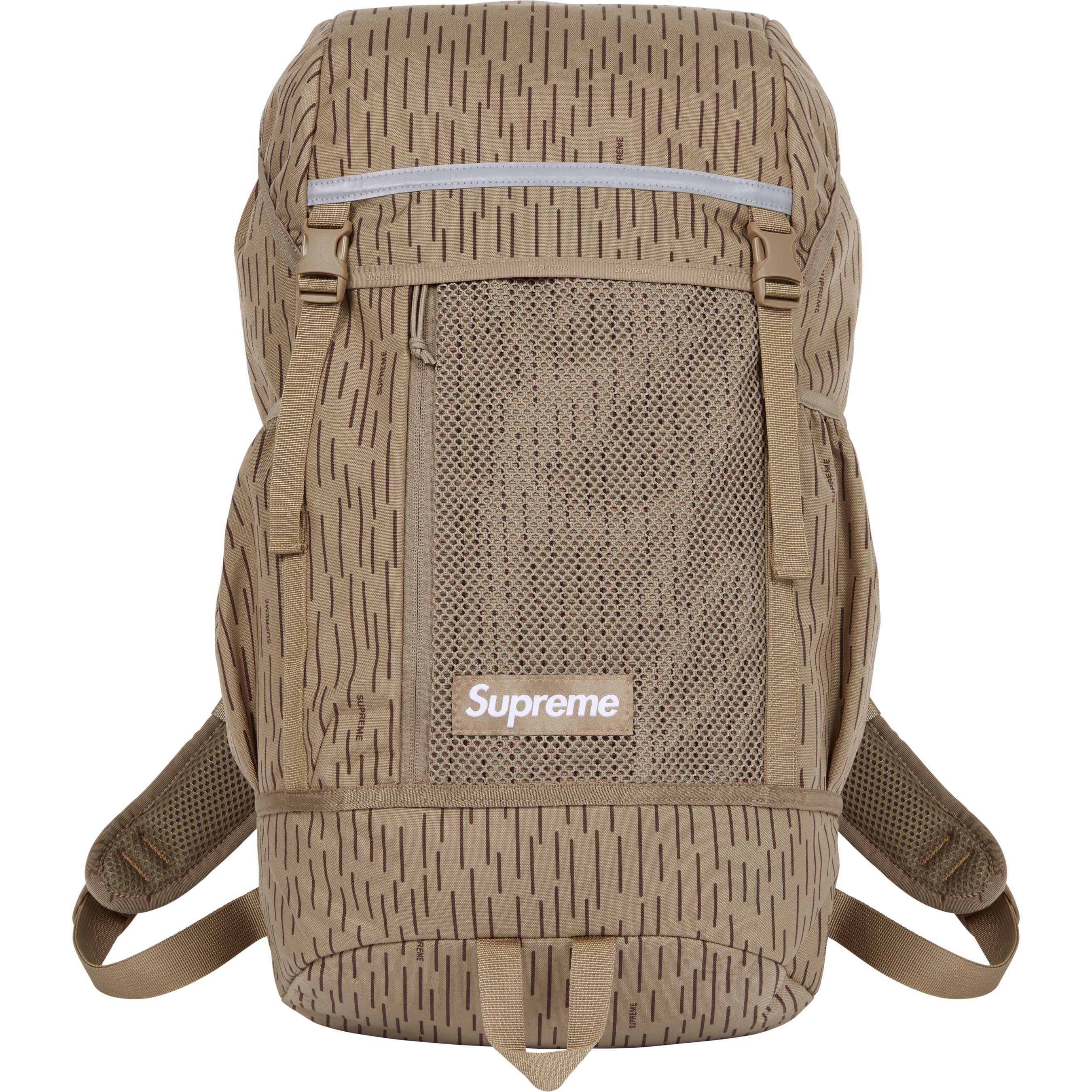 Backpack view 24