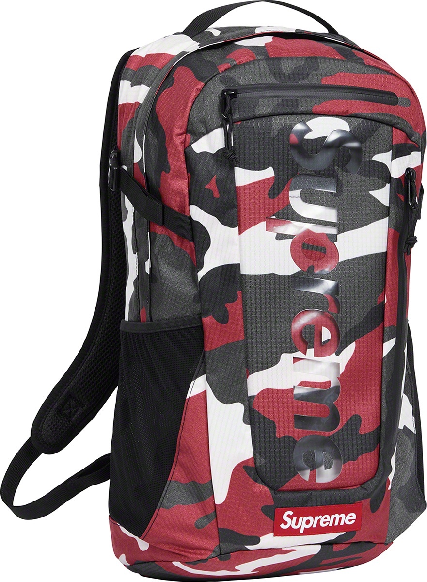 Backpack view 18
