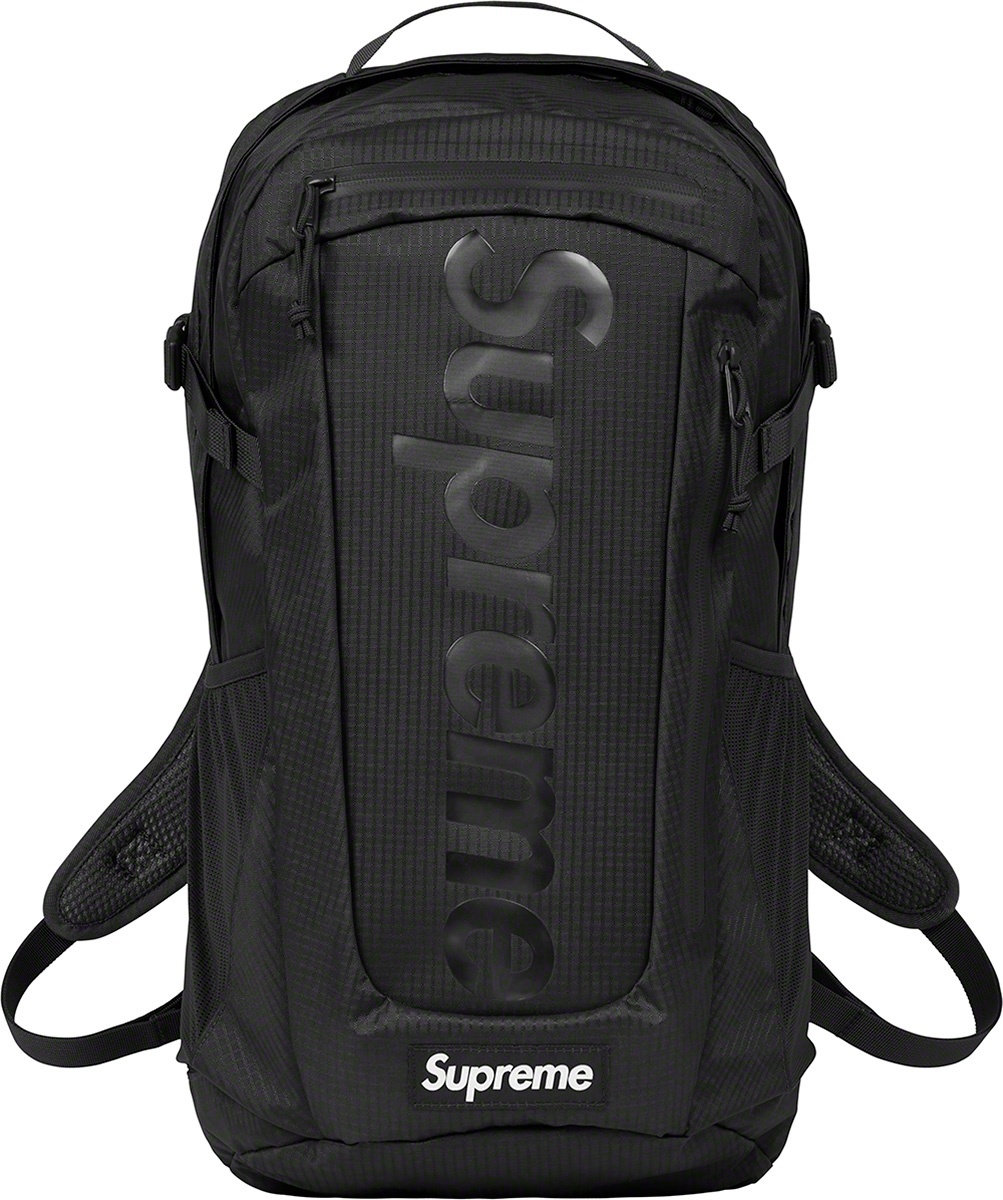 Backpack view 22
