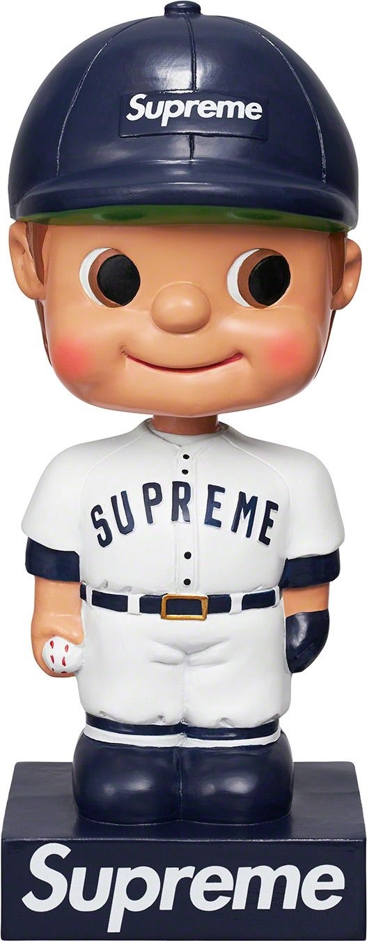 Bobblehead view 12