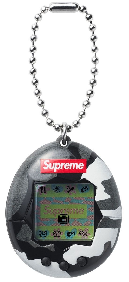 Supreme®/Tamagotchi view 23