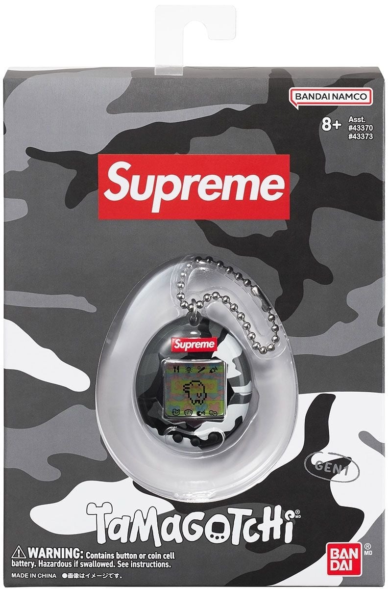 Supreme®/Tamagotchi view 27