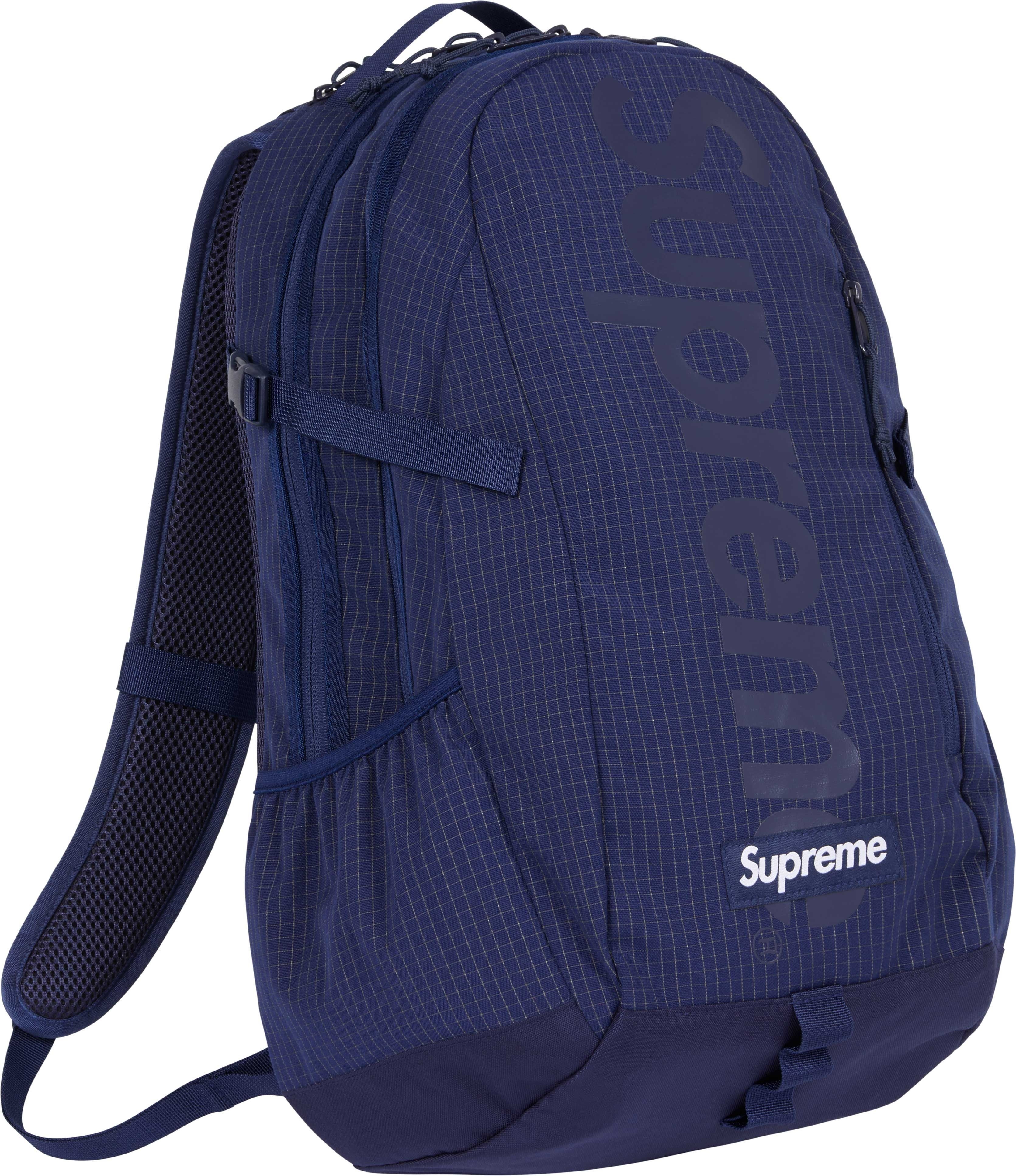 Backpack view 17