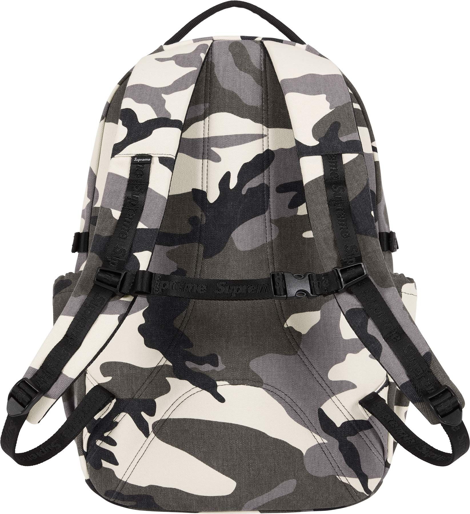 Backpack view 18
